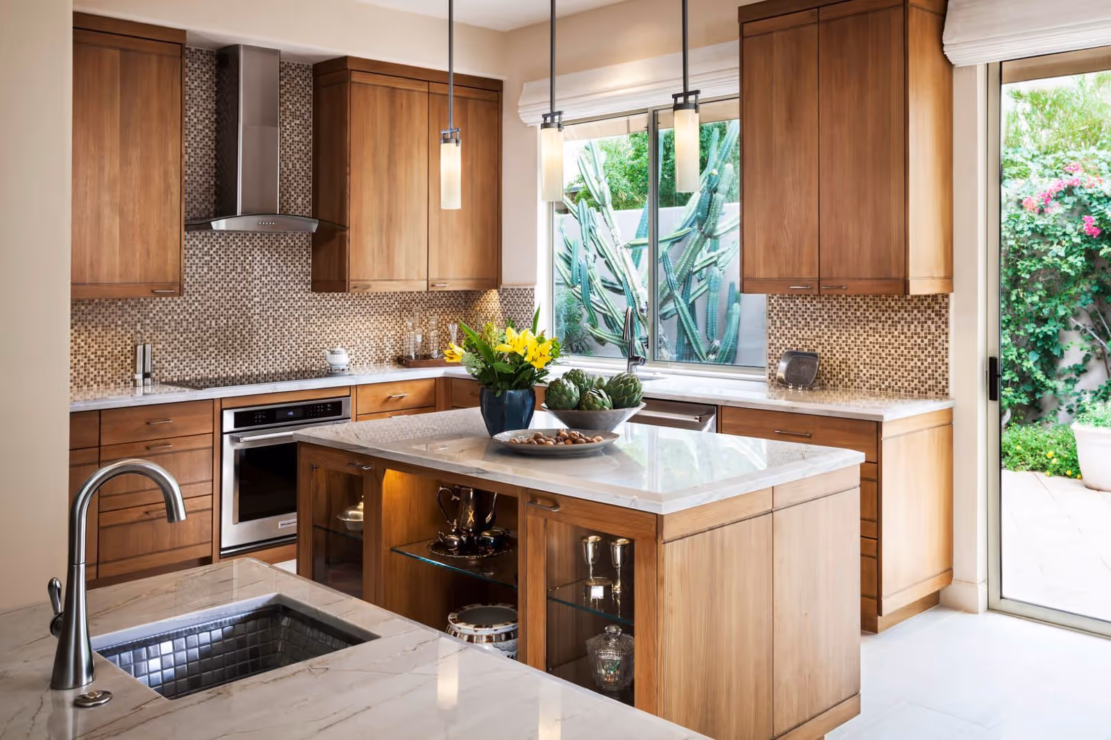 62b0cf16a74b3d3528f5956b modern kitchen main | Sesshu Design Associates